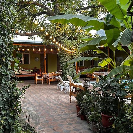 Green Yard Boutique Guesthouse Tasken Kültér fotó