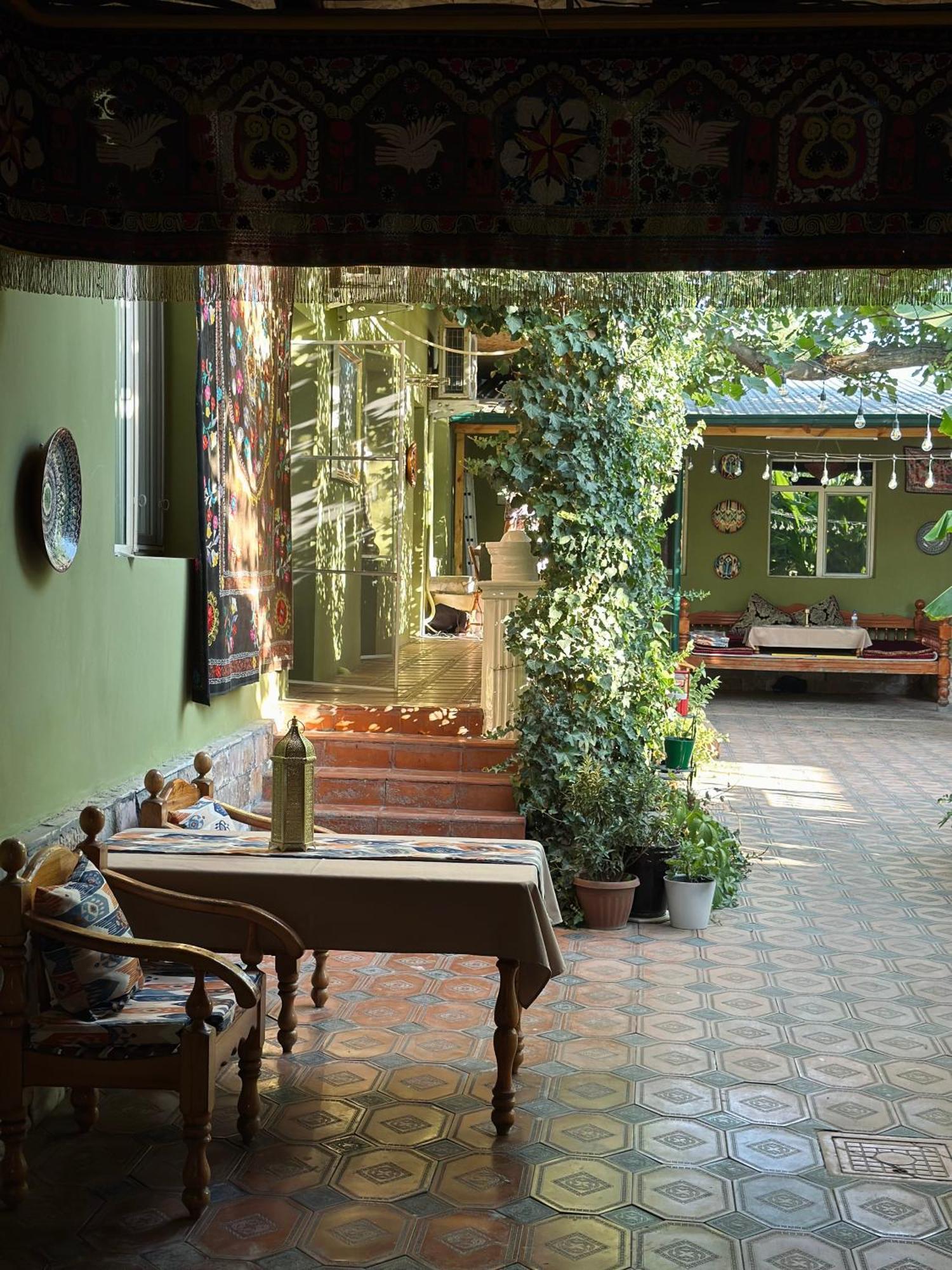 Green Yard Boutique Guesthouse Tasken Kültér fotó